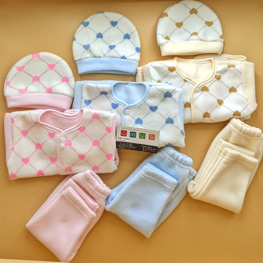 Pack of 3 Suits with Cap - Winter - Hearts 🤎 - Beige/Blue/Pink